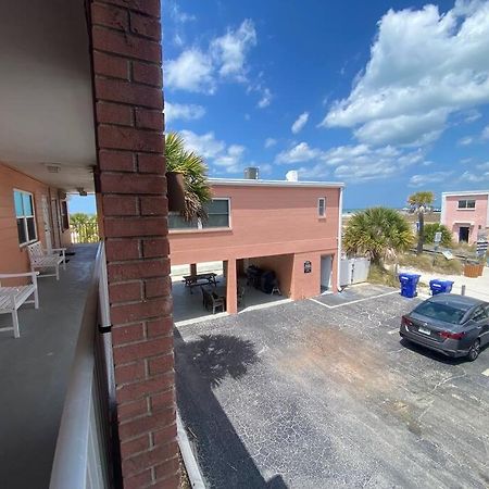 Beachfront Condo On Quiet Treasure Island- 1 Bed St. Pete Beach Esterno foto