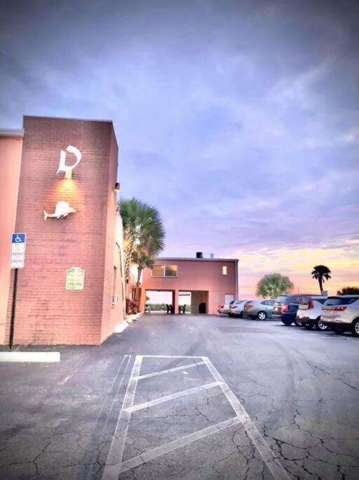 Beachfront Condo On Quiet Treasure Island- 1 Bed St. Pete Beach Esterno foto