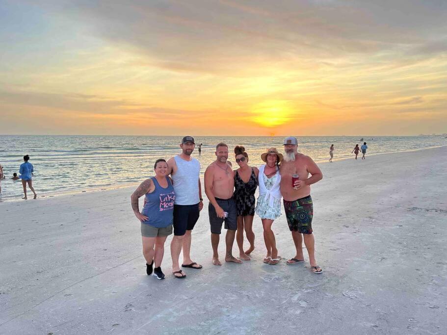 Beachfront Condo On Quiet Treasure Island- 1 Bed St. Pete Beach Esterno foto