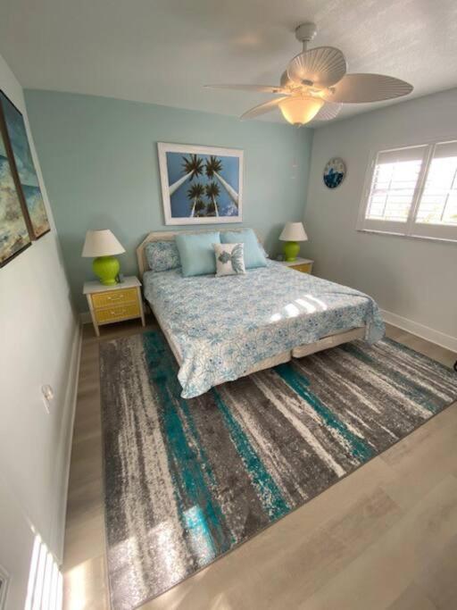 Beachfront Condo On Quiet Treasure Island- 1 Bed St. Pete Beach Esterno foto